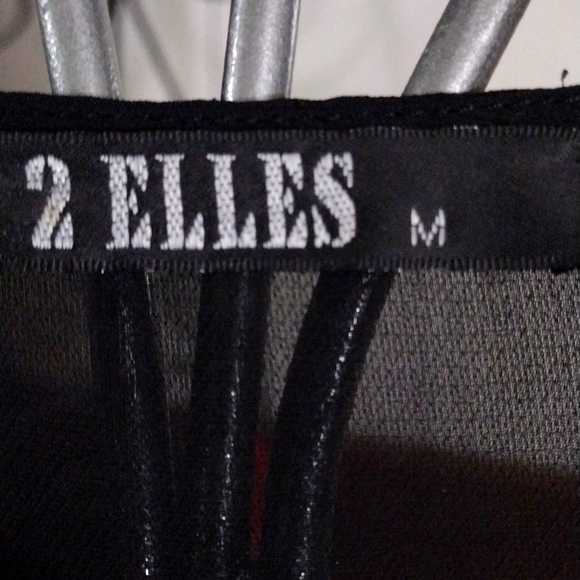 2 ELLES Women's Black Netted Top Size M - Picture 3 of 3